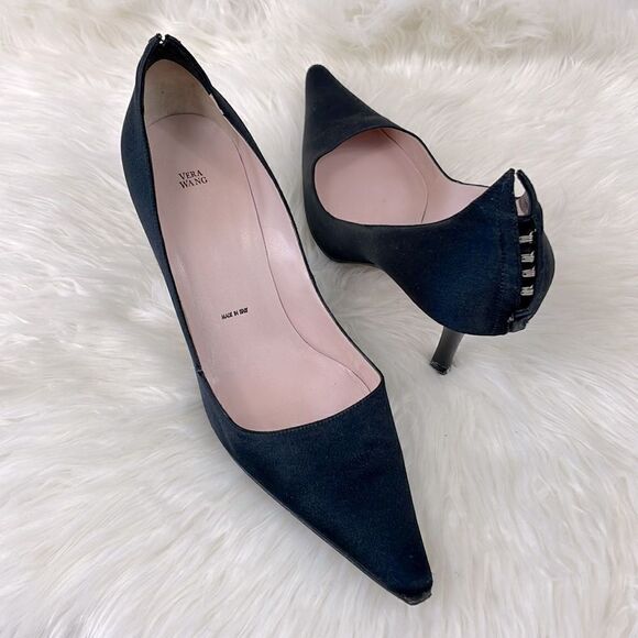 Vera Wang | satin heels, back hook details size EU- 39 (9 US) pointy toe 3” heel - Picture 1 of 7